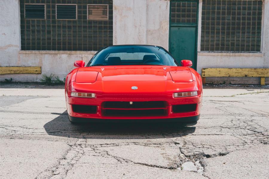  Acura NSX 1991 года  (фото 28 из 61)